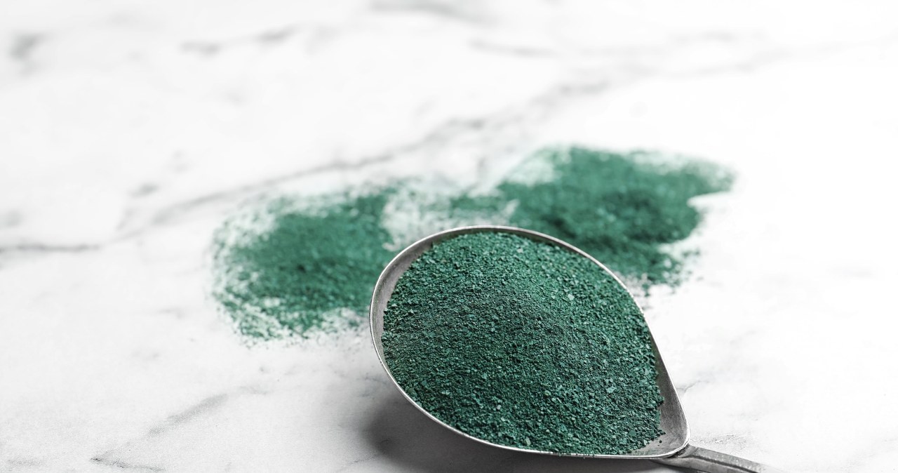 Spirulina vadinama turbo supermaistu: ką ji iš tiesų daro organizmui ir kam gali pakenkti