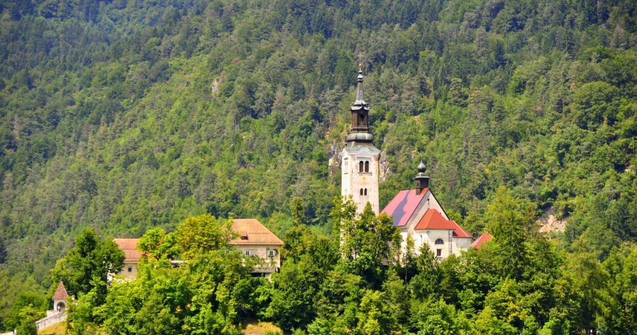 Triglav nacionalinis parkas Slovėnijoje: ką pamatyti ir kaip pasiruošti žygiui į 2 864 m viršūnę