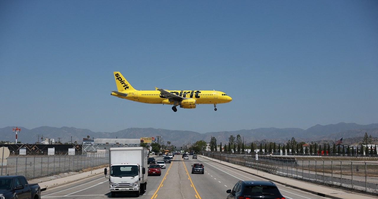 „Spirit Airlines“ nutraukė veiklą: brangstant reaktyviniam kurui žlugo gelbėjimo planas JAV rinkoje