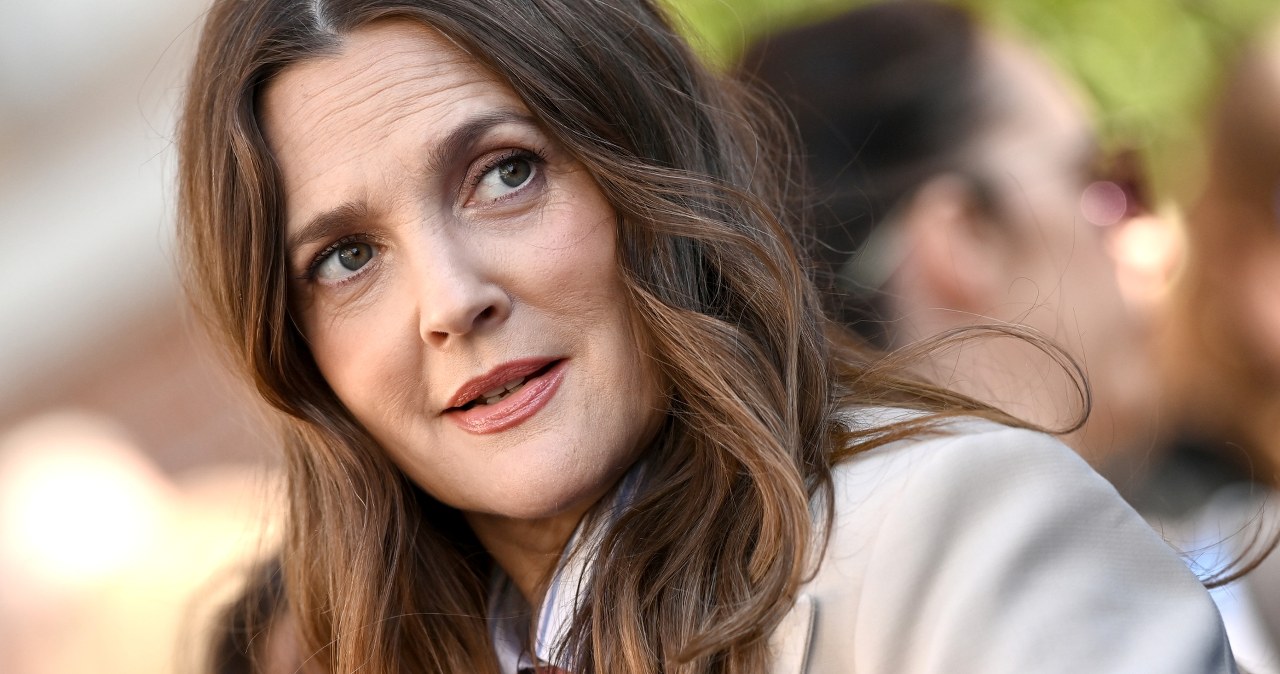 Drew Barrymore ryžosi drąsiam žingsniui po 50-ies: atsisako makiažo ir kalba apie raukšles