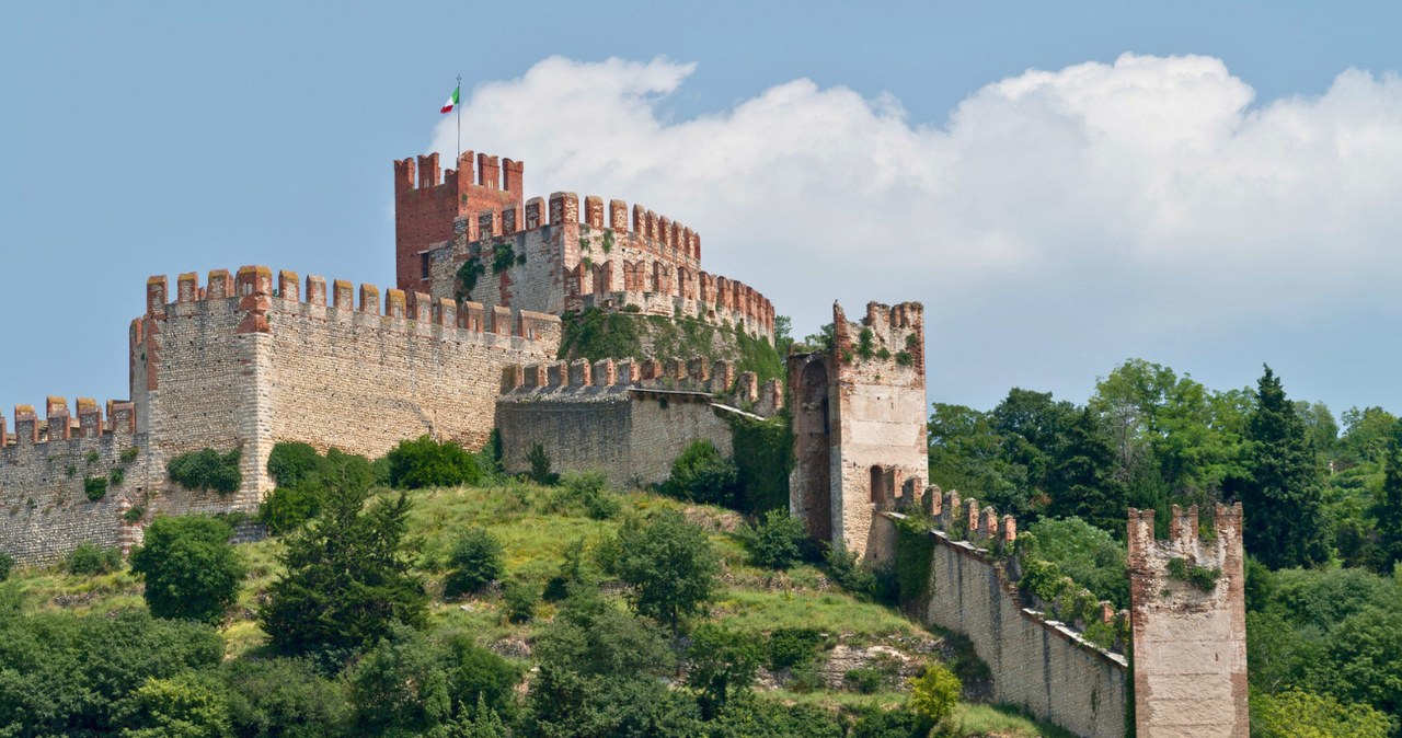 Soavės pilis Veneto regione: kaip viduramžių tvirtovė tapo viena geriausiai išsilaikiusių Italijoje