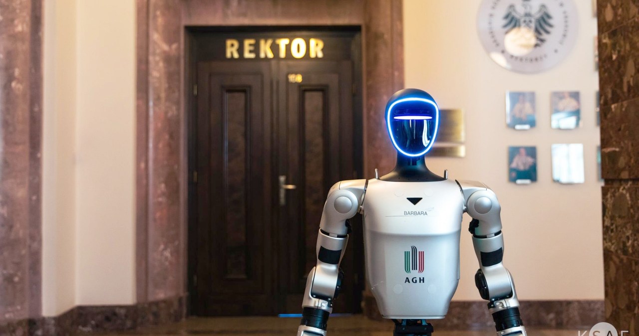 Humanoidas Barbara prabilo lenkiškai: AGH robotas su DI stebina ir kelia naują bangą