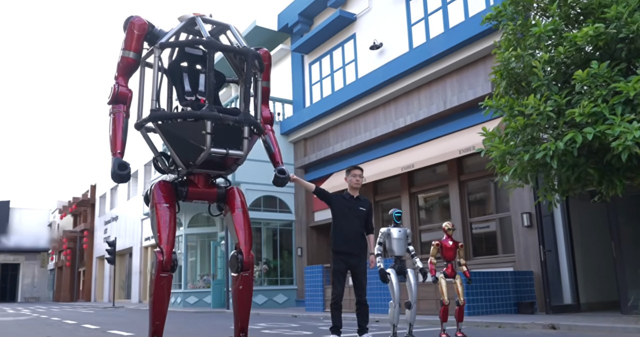 Kinijos „Unitree“ parduoda pilotuojamą mecha GD01: milžinas kainuos apie 500 000 eurų