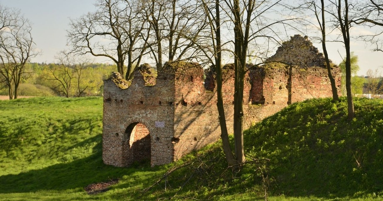 Dankovo tvirtovės griuvėsiai Silezijoje: pamirštas bastionas trijų regionų pasienyje