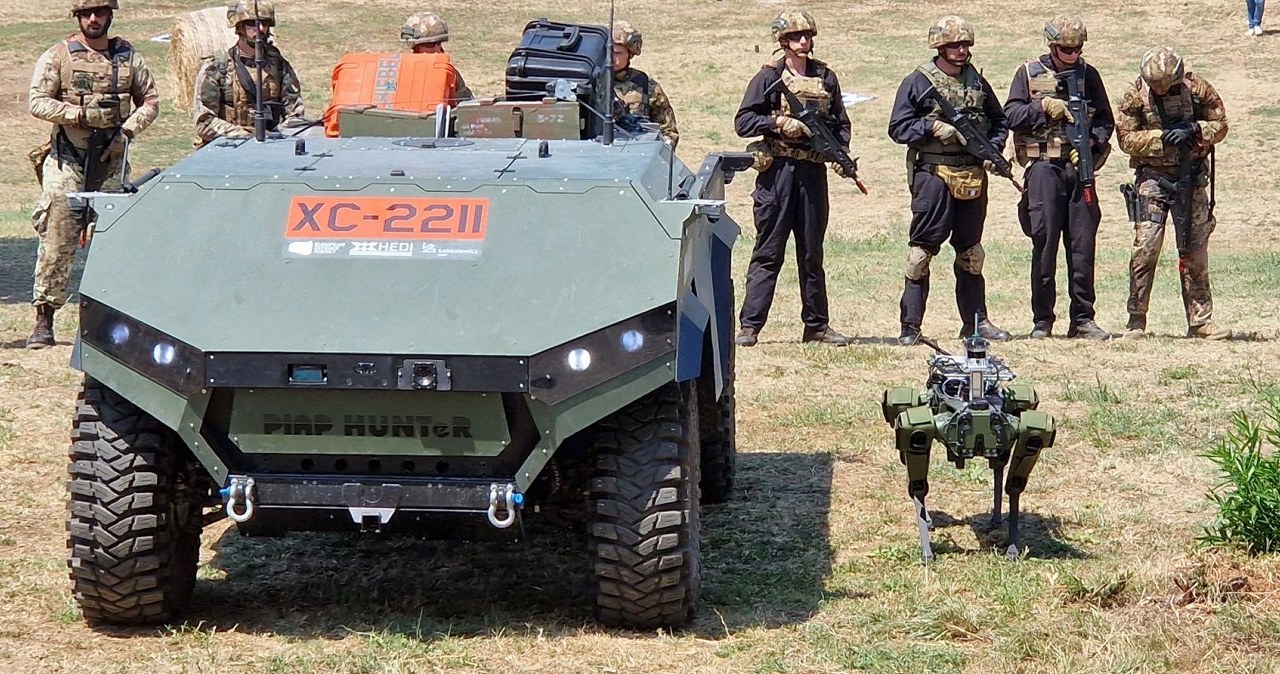 Italų kariuomenė išbando lenkų kovinį robotą PIAP HUNTeR: ką jis gali ir kodėl tai svarbu NATO