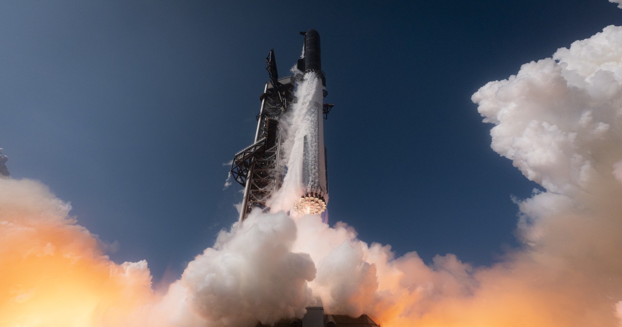 FAA pripažino Starship skrydį avarija: „SpaceX“ raketa uzieminta, reikalaujama veiksmų
