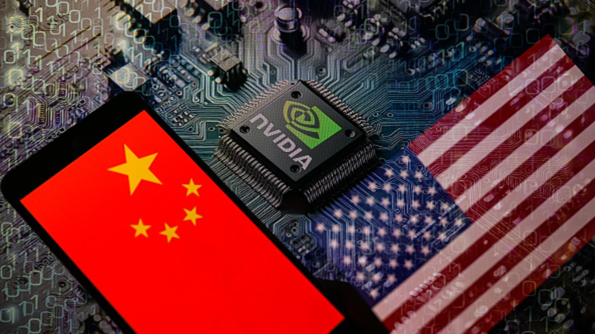 Cramer rėžia: „Nvidia“ mikroschemų draudimas Kinijai gali smogti JAV – akcija, anot jo, vis tiek kils