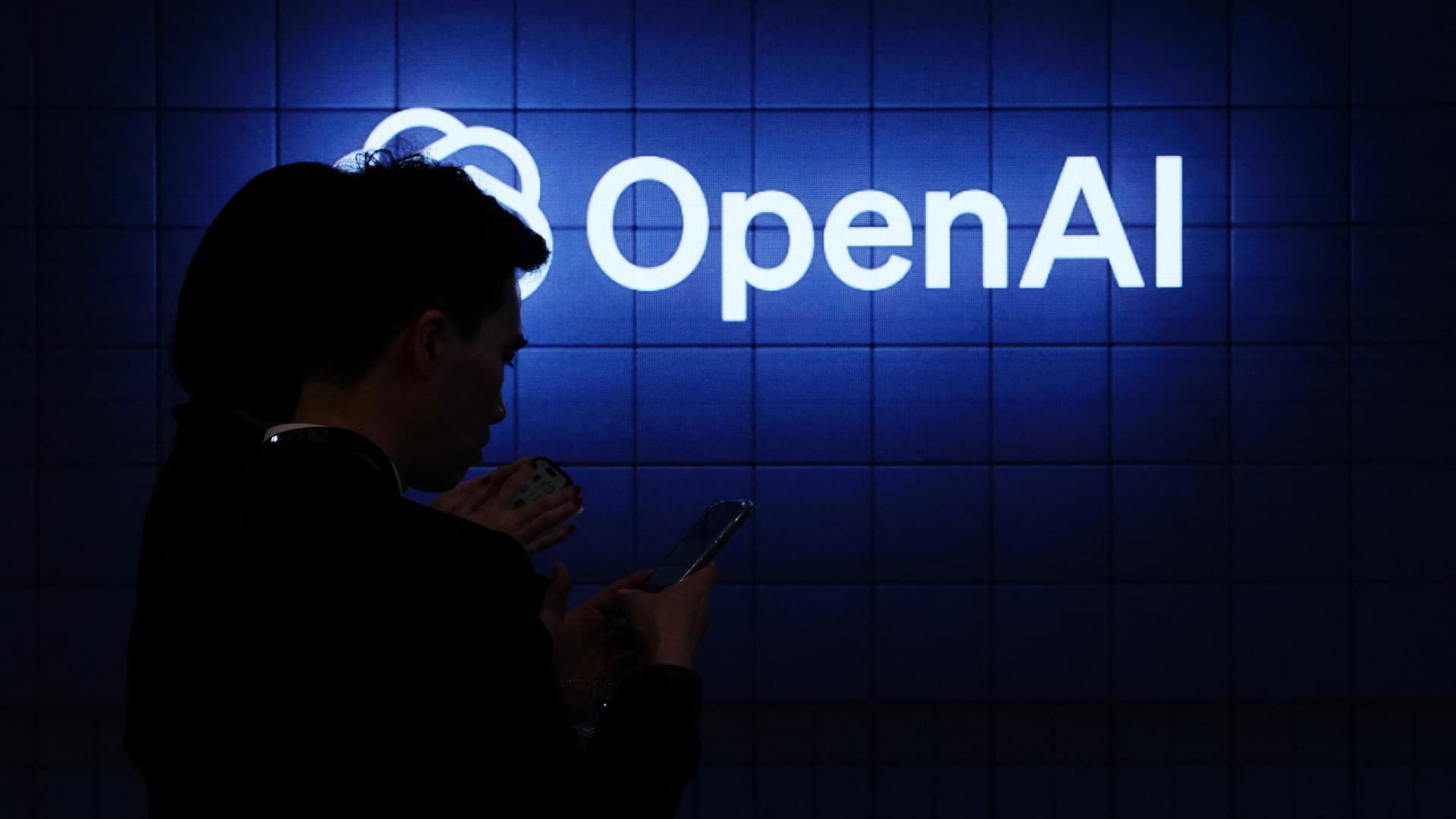 „OpenAI“ vadovė: DI diegimas versle pasiekė lūžio tašką – startuoja naujas padalinys