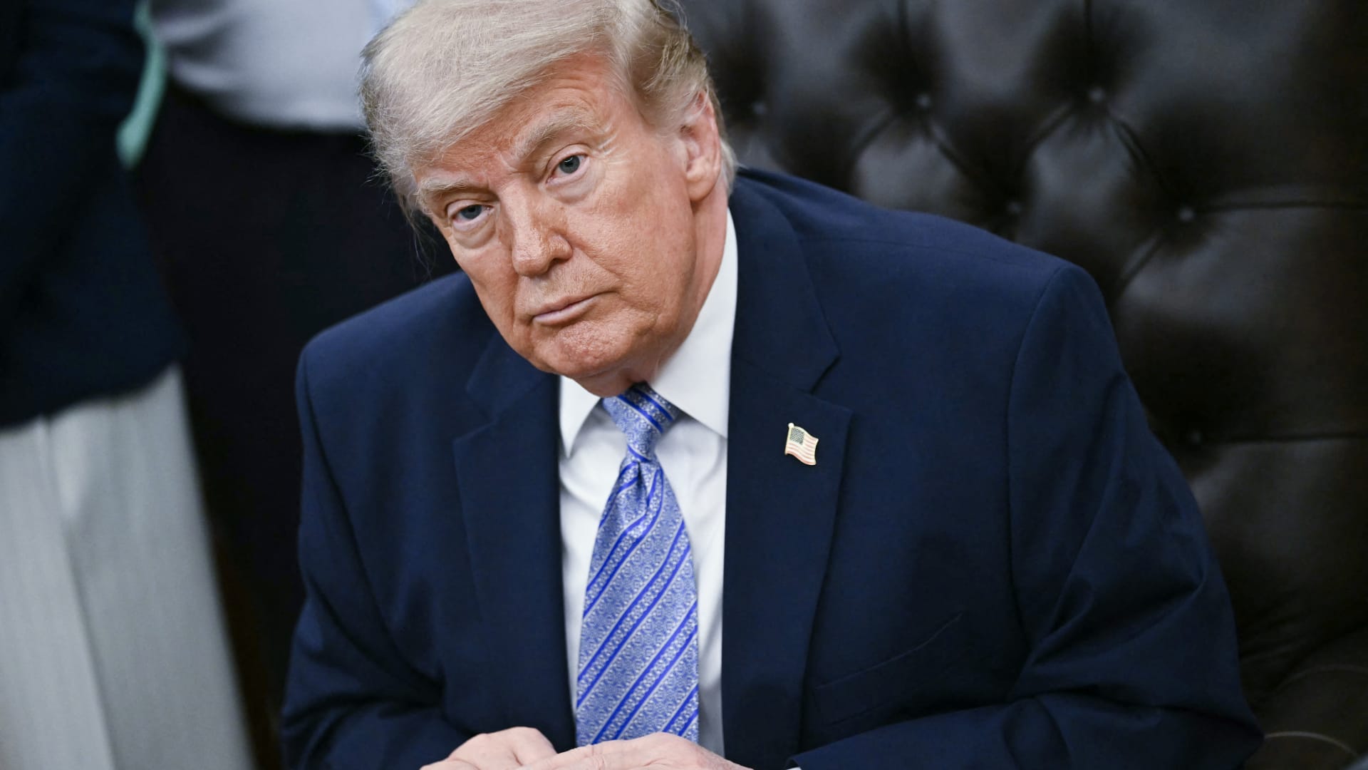Trumpas sustabdė DI įsakymą: Baltieji rūmai pripažino, kas kelia didžiausią nerimą