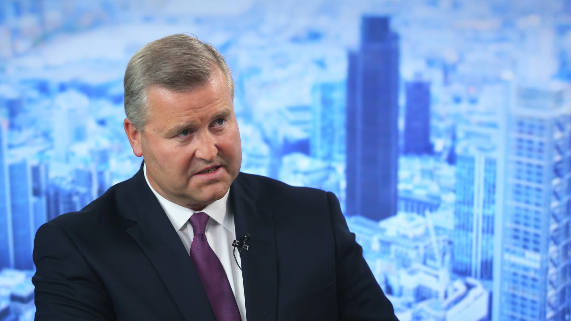 „BP“ akcijos smigo: valdyba netikėtai pašalino pirmininką Albertą Manifoldą dėl elgesio