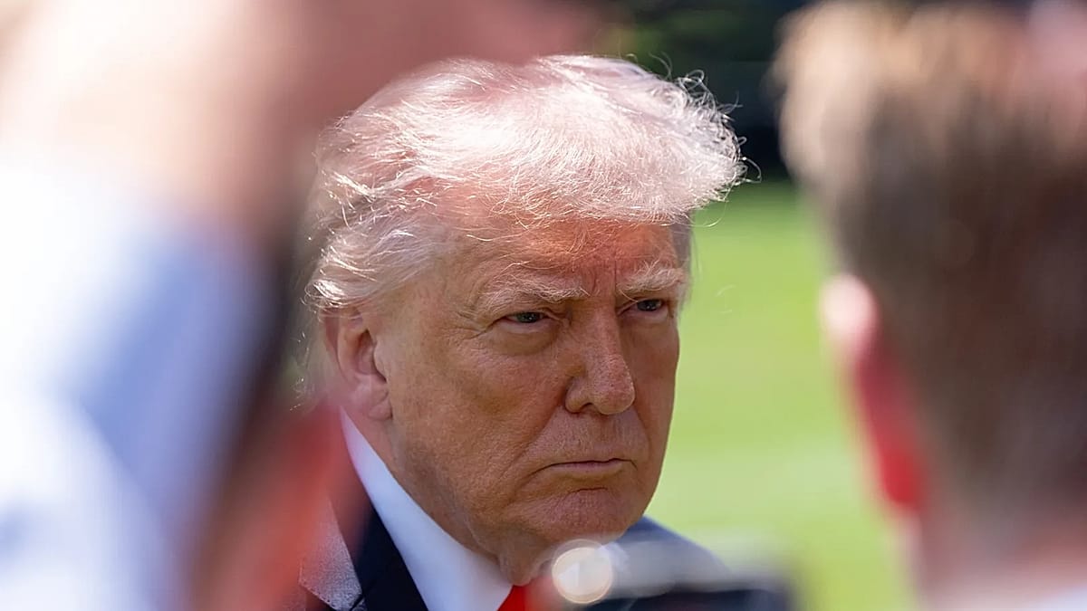 Trumpas apie Irano taikos siūlymą: nesu patenkintas, derybos įšalo, Hormūzo sąsiauris uždarytas