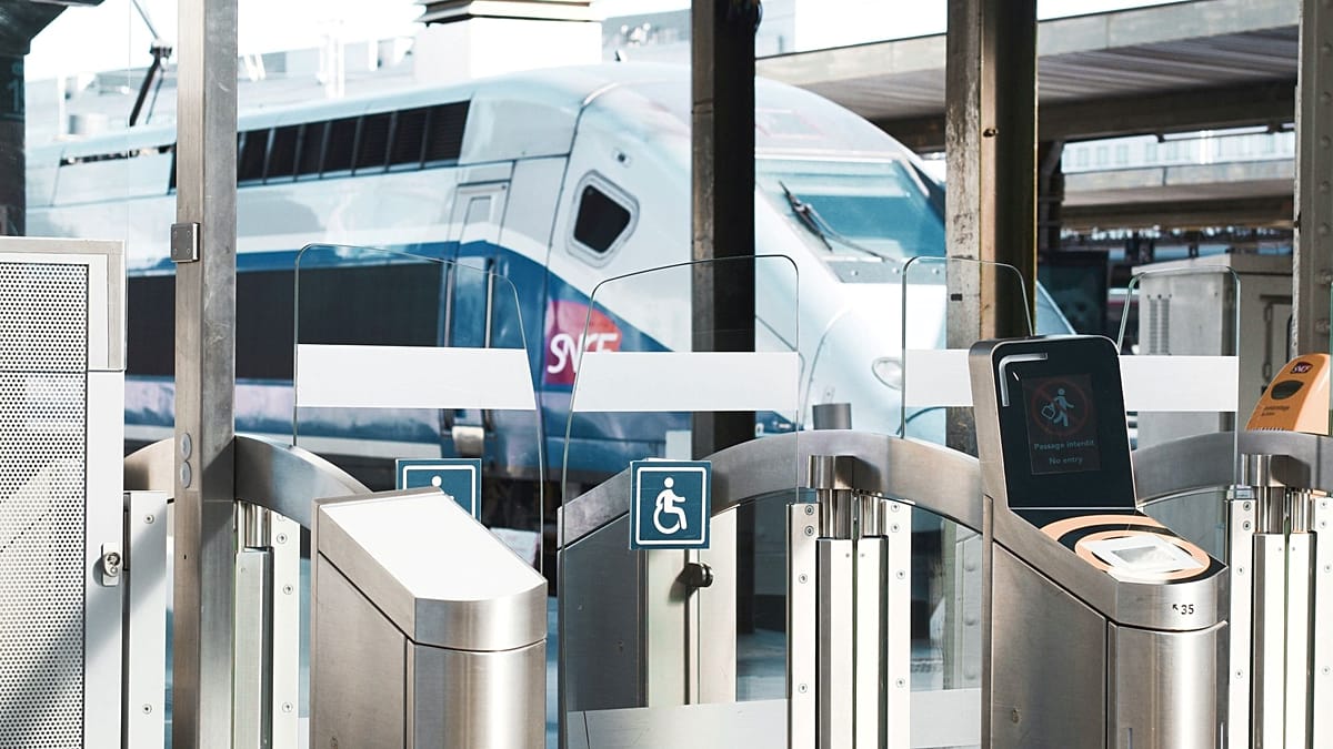 Europos Komisijos planas dėl vieno bilieto kelionėms traukiniais: ką gaus keleiviai visoje ES?
