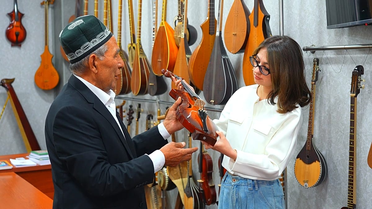 Šilko kelio muzikos paslaptis: Andižane atgaivinti instrumentai sugrįžta į sceną