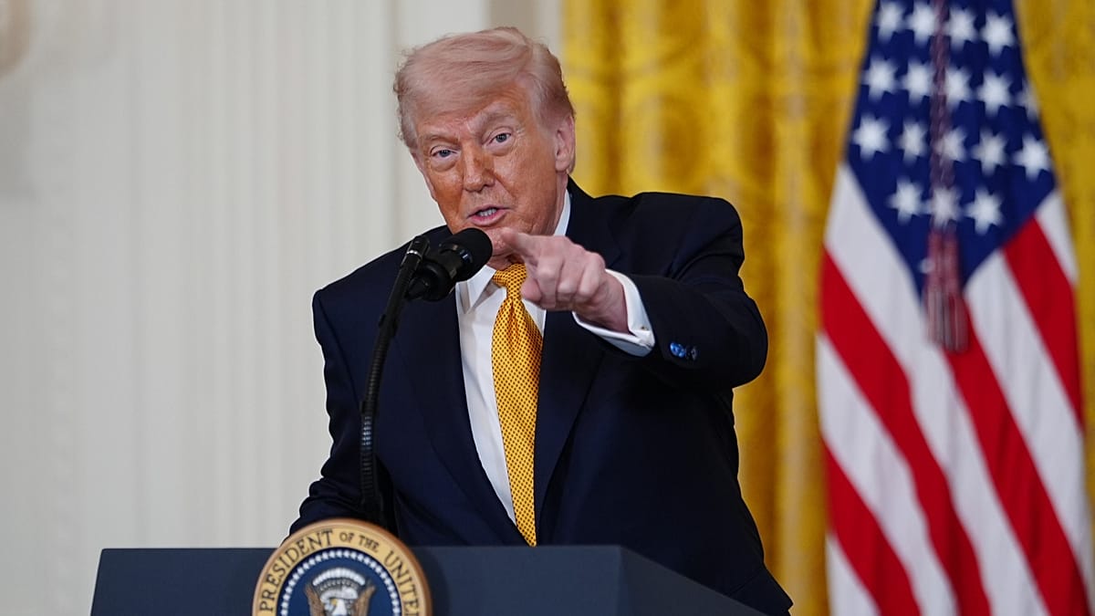 Trumpas davė ES terminą iki liepos 4 dienos: jei prekybos susitarimas neįsigalios, tarifai augs