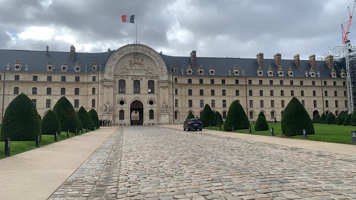 Paryžiaus Les Invalides po 350 metų misijos renovuojamas: kas slepiasi už Napoleono kapo?