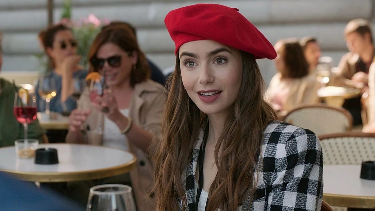 „Netflix“ baigia Emily in Paris po 6 sezono: kodėl serialo kūrėjams laikas sustoti