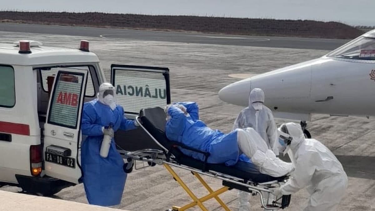 Hantaviruso protrūkis kruiziniame laive: visus užsikrėtusius išgabena į Nyderlandus medicininiu lėktuvu