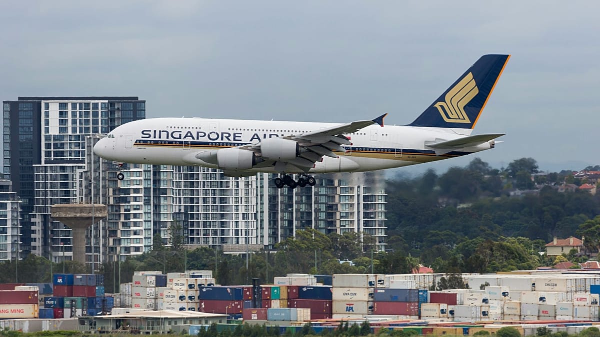 „Singapore Airlines“ nuo 2027 metų diegs „Starlink“: nemokamas greitas „WiFi“ ir ekonominėje klasėje