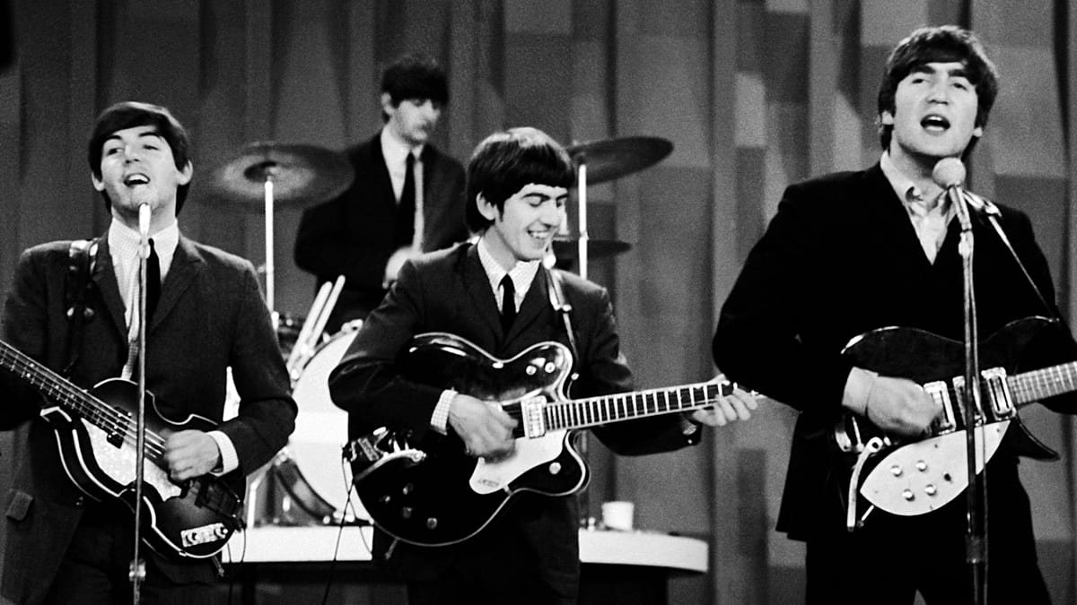 „The Beatles“ atgaivina legendinį stogą Londone: Savile Row pastate kuriama 7 aukštų patirtis