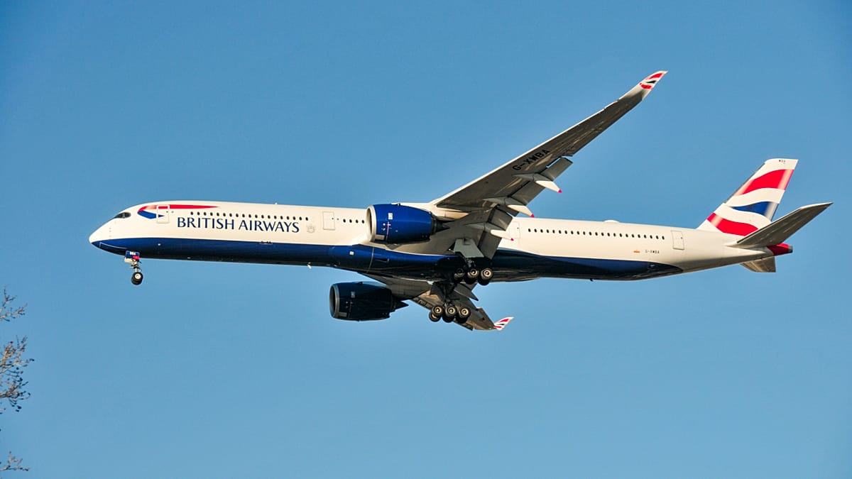 „British Airways“ Čikagoje siūlo pilotams iki 86 000 eurų: darbas tik riedėti, ne skristi