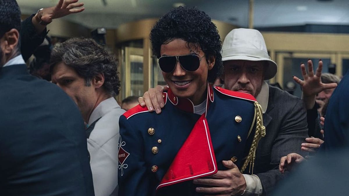 Ar „Michael“ biografiniame filme nutylėta per daug? Jacksonų šeima stoja į gynybą po kritikos