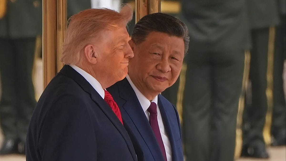 Xi žada atverti duris JAV verslui: Trumpo vizitas Pekine atskleidė didįjį sandorį?