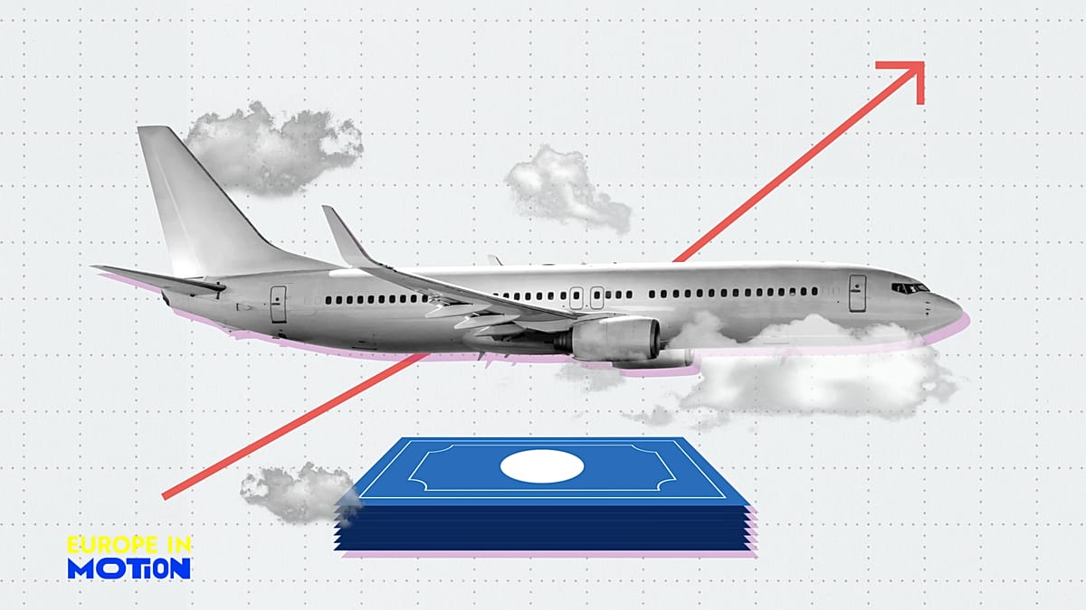 Skrydžių kainos kyla iki 300 proc., bet „Ryanair“ ir „Wizz Air“ jas mažina: kodėl?