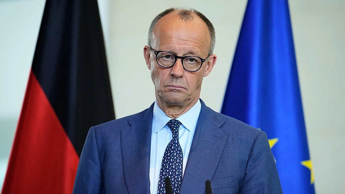 Merzo siūloma Ukrainos asocijuota narystė ES kelia abejonių Briuselyje: kas pasikeistų?