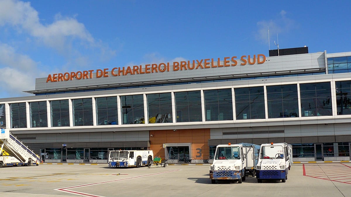 Belgijos streikai sustabdo Šarlerua oro uosto darbą: antradienį atšaukiami visi skrydžiai