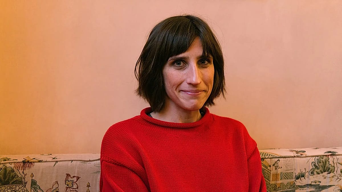 Vertėjų darbas po „International Booker“ prožektoriumi: Sophie Hughes apie kūrybą ir DI ribas