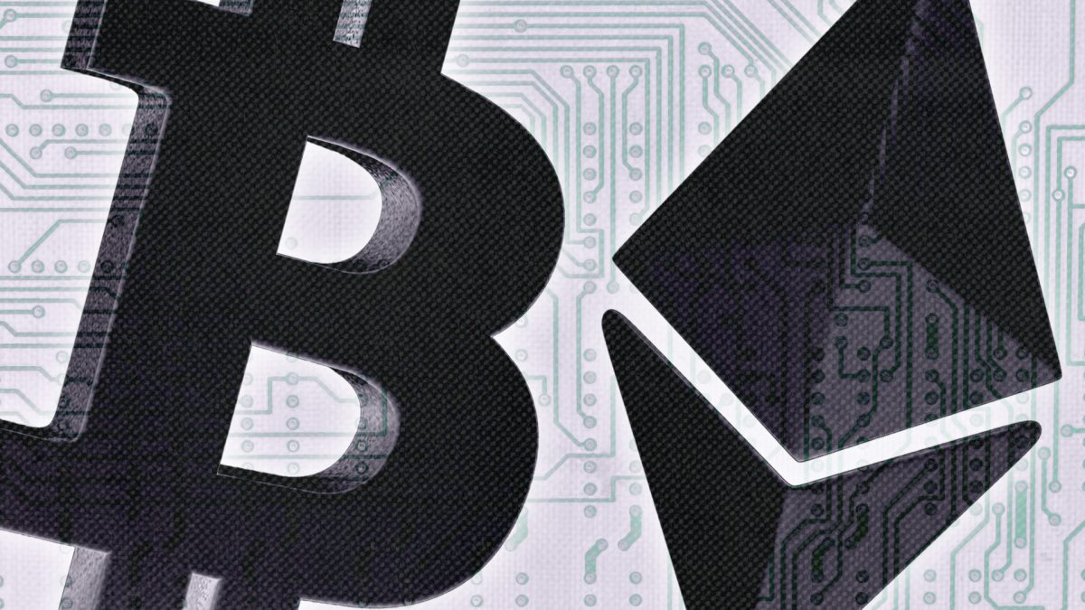JAV „spot“ bitkoino ETF patyrė 1,26 mlrd. eurų nutekėjimą: eterio fondai krenta 10 dienų iš eilės