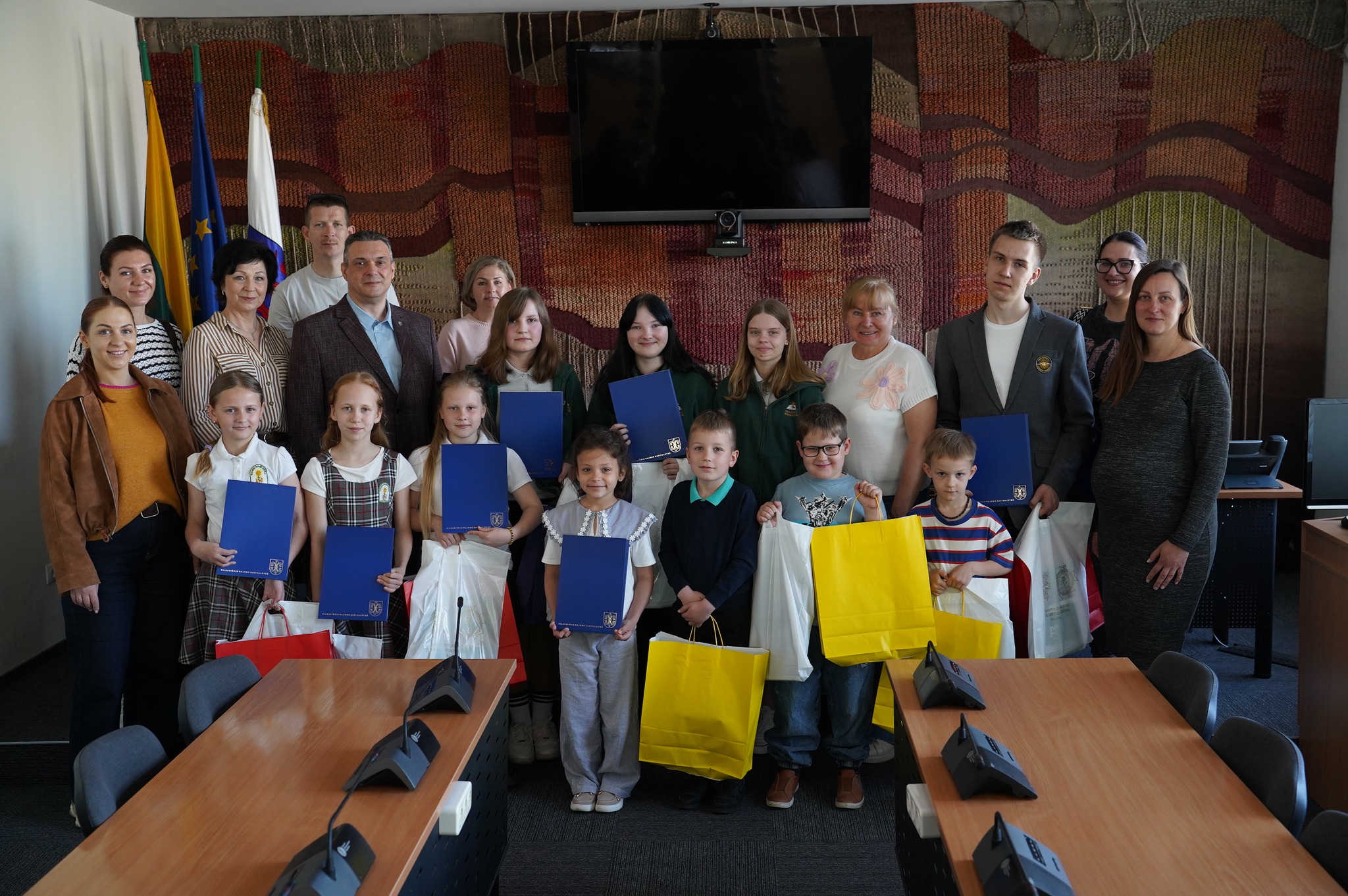 Vilkaviškio rajone pagerbti moksleivių civilinės saugos konkursų laureatai: kas pelnė prizus?