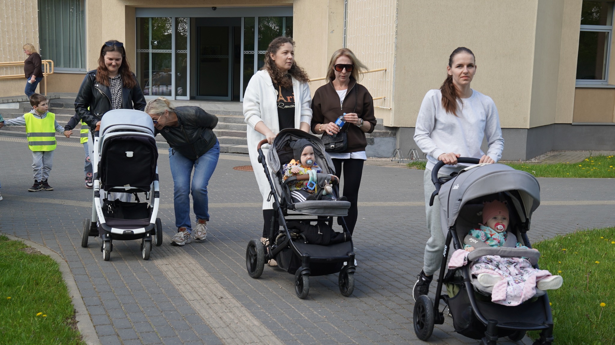 Vilkaviškyje ėjimo renginys „Stipresnės kartu“: dėmesys mamų psichikos sveikatai ir bendrystei