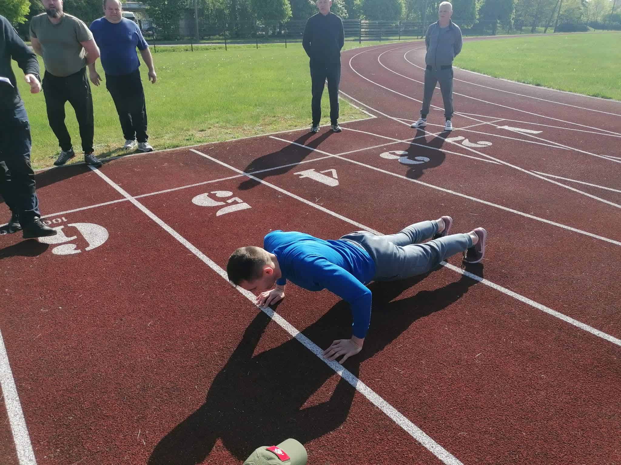 Prienų ugniagesių fizinio pasirengimo testas: kaip sekėsi darbuotojams ir savanoriams