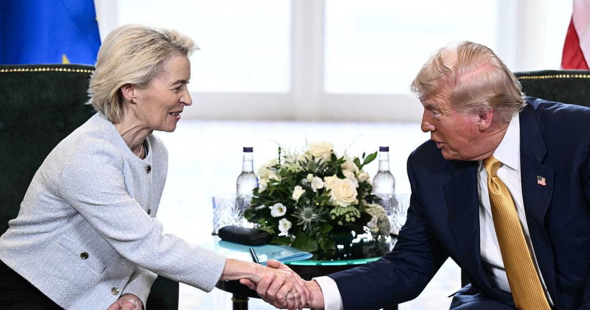 ES ir JAV prekybos susitarimas artėja prie finišo: kaip Briuselis bando jį apsaugoti nuo Trumpo