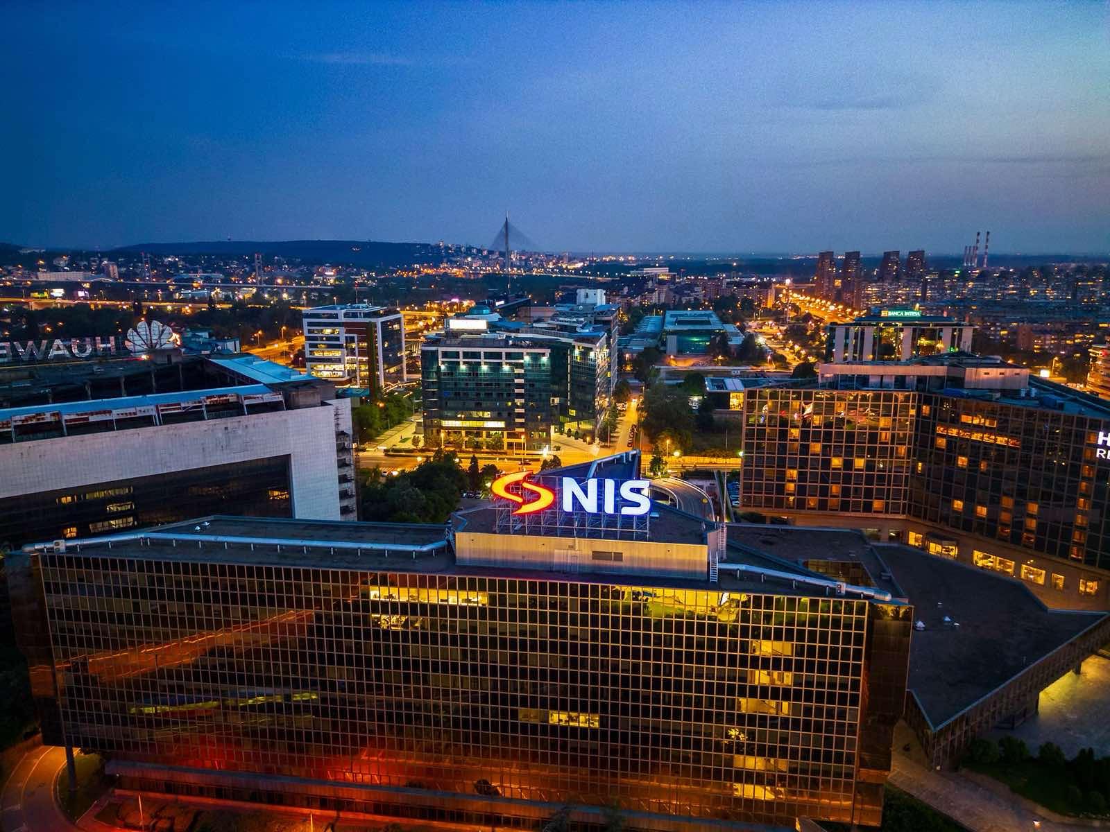 Vučić dėl „MOL“ ir NIS derybų: optimizmo mažai, sprendimo tikisi iki gegužės 22 dienos