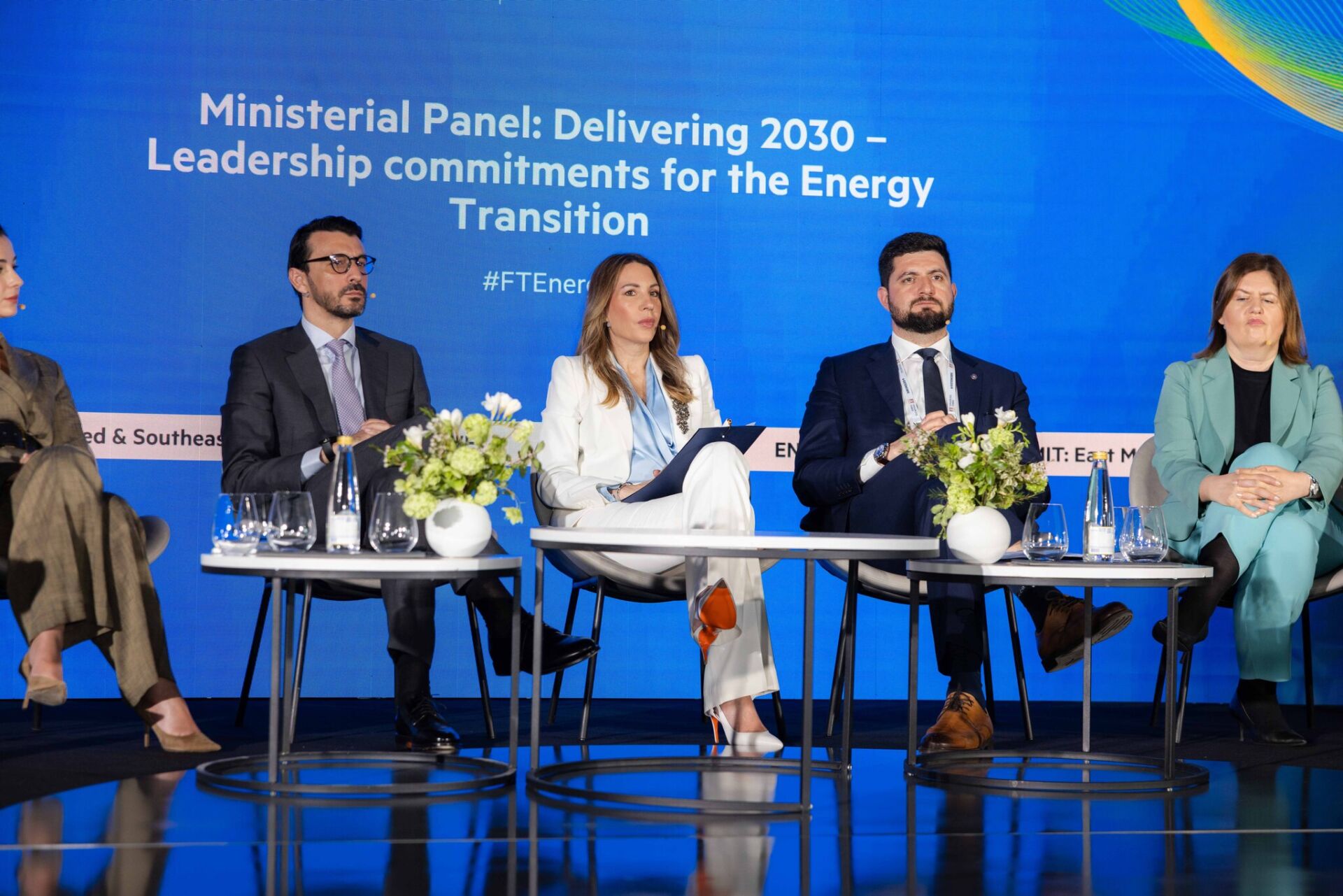 Serbija taikosi į regioninį energetikos centrą: nauji elektros ir dujų koridoriai į šiaurę