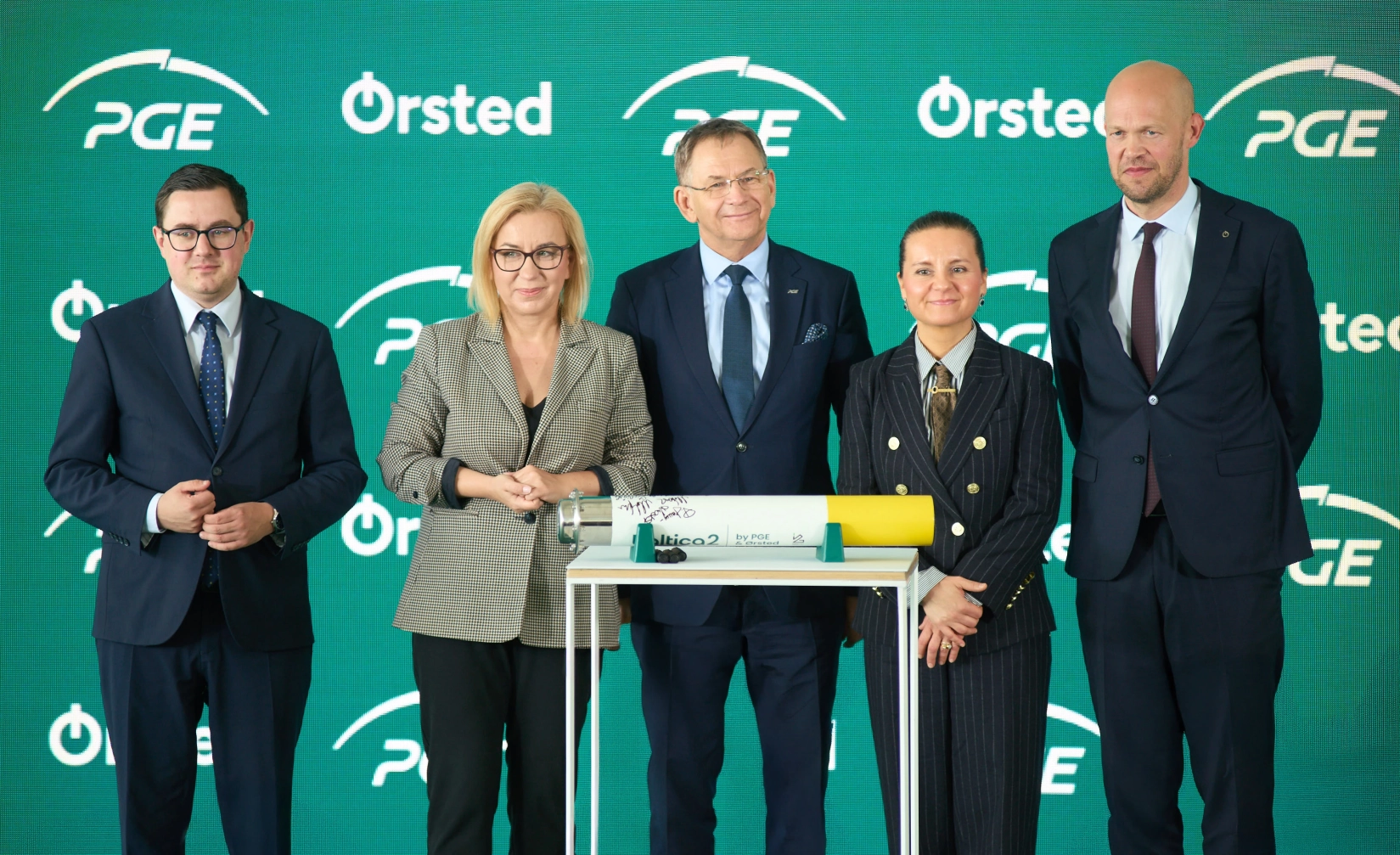 „PGE“ ir „Ørsted“ pradėjo „Baltica 2“ pamatų montavimą: 111 monopolių Lenkijos jūroje