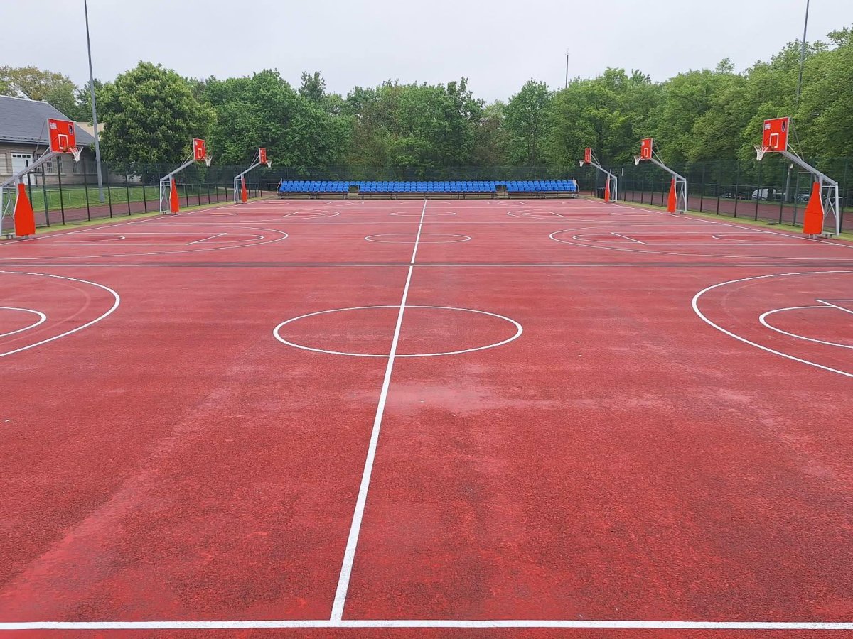 Kėdainiuose atvertas sezono sporto aikštynas: kur jis įrengtas ir ko prašoma gyventojų