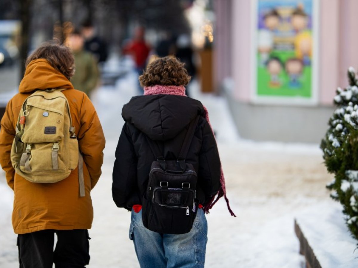 Atpažink, nesivelk, pranešk: institucijos stiprina vaikų apsaugą nuo verbavimo internete