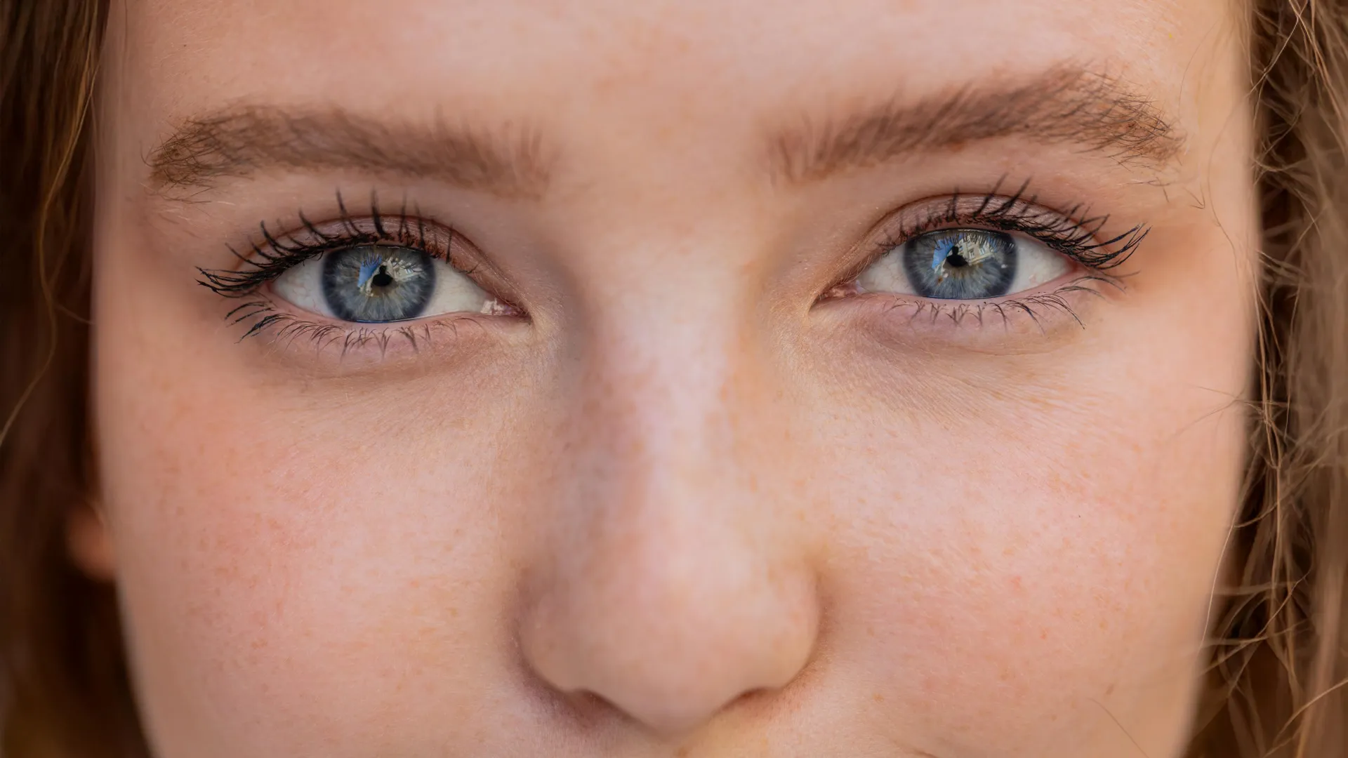 New research shows when eye contact matters most, and why robots can read it too
