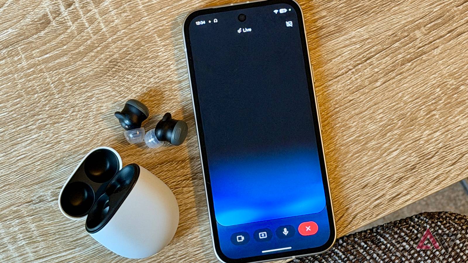 „Google“ svarsto reklamas „Gemini“: po trijų mėnesių tylos – signalas, kad DI brangs