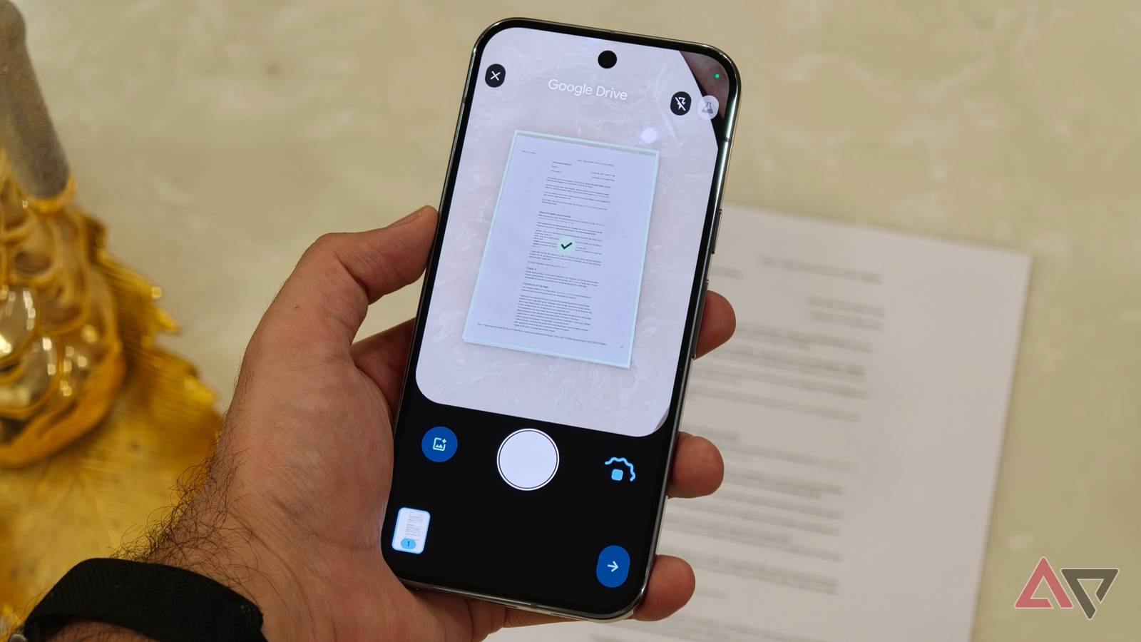 „Google“ atnaujino „Drive“: nuskenuos krūvą lapų iš karto ir pats išmes dublikatus