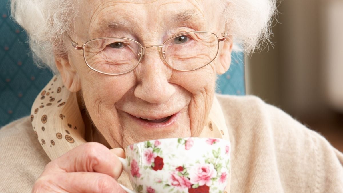 Ar jūsų kasdienis gėrimas kenkia kaulams? Tyrimas atskleidė, kuo skiriasi arbata ir kava