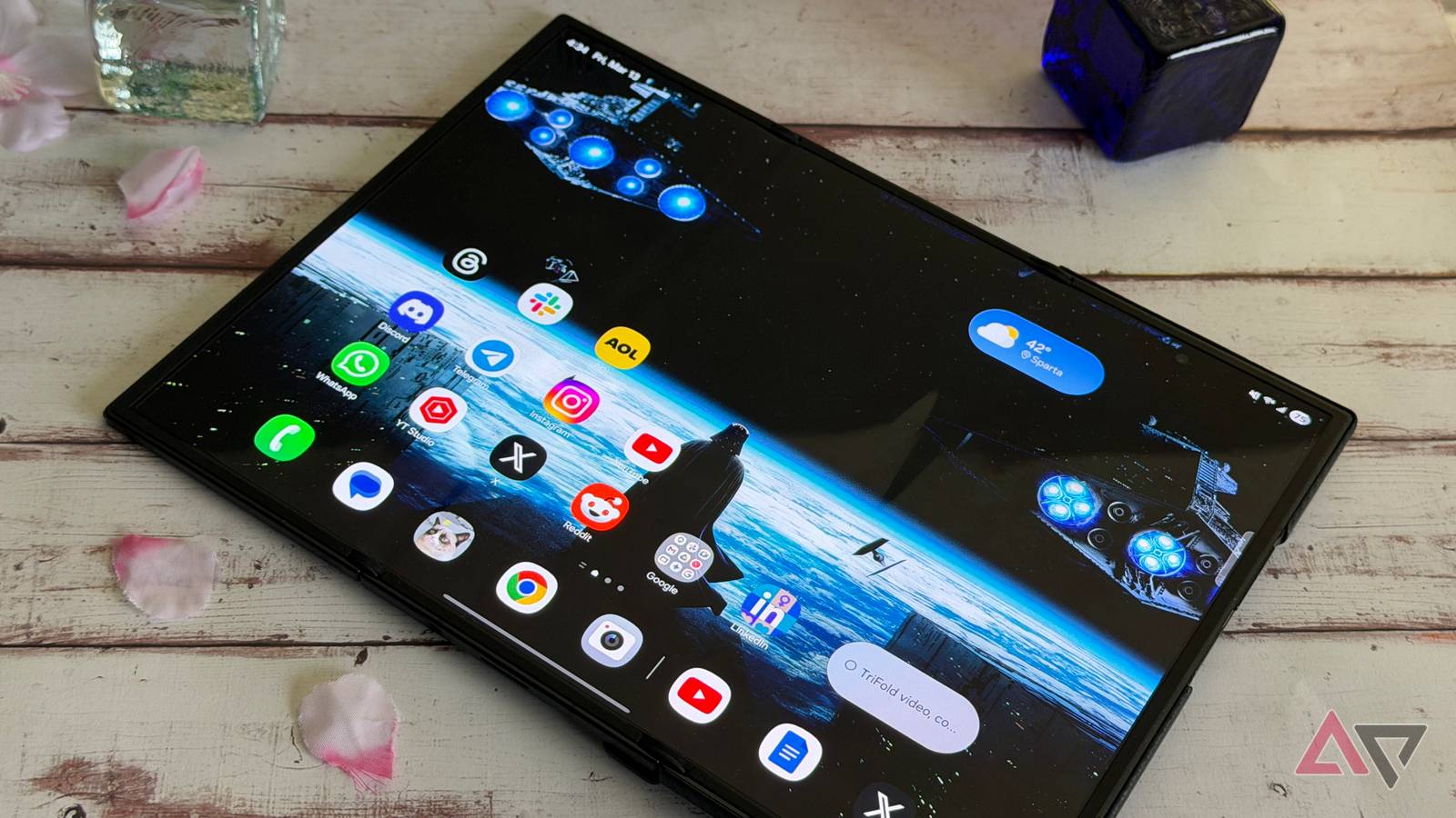 Naujas „Samsung“ trišakis sulankstomas: patentas rodo netikėtą S Pen vietą korpuse