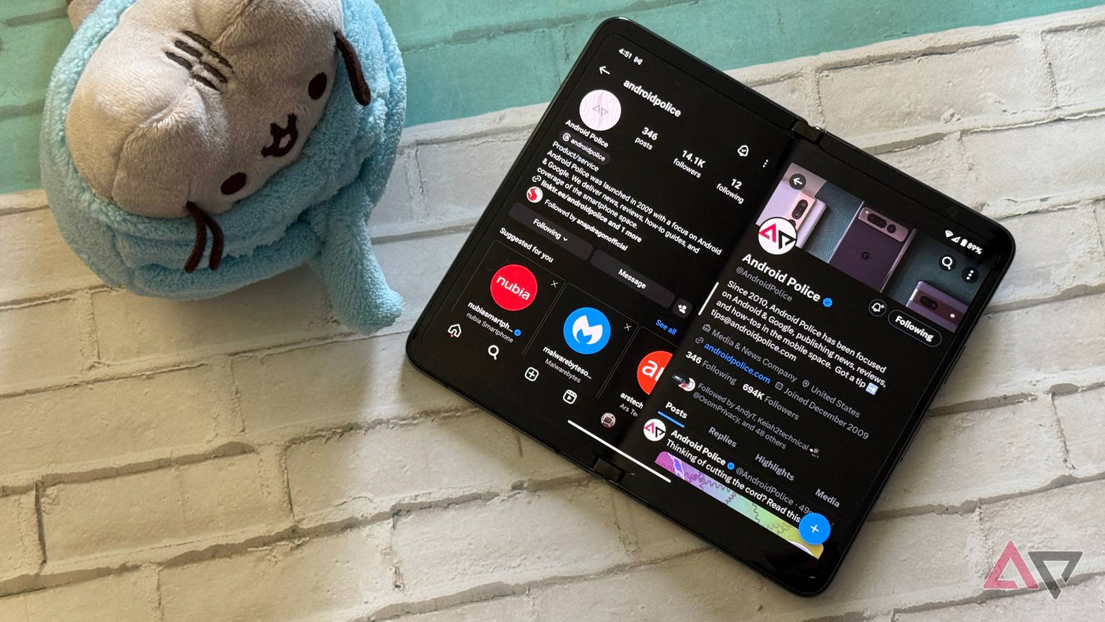 „Google“ „Pixel Fold“ savininkai sunerimę: užgesta išorinis ekranas, bet yra greita išeitis