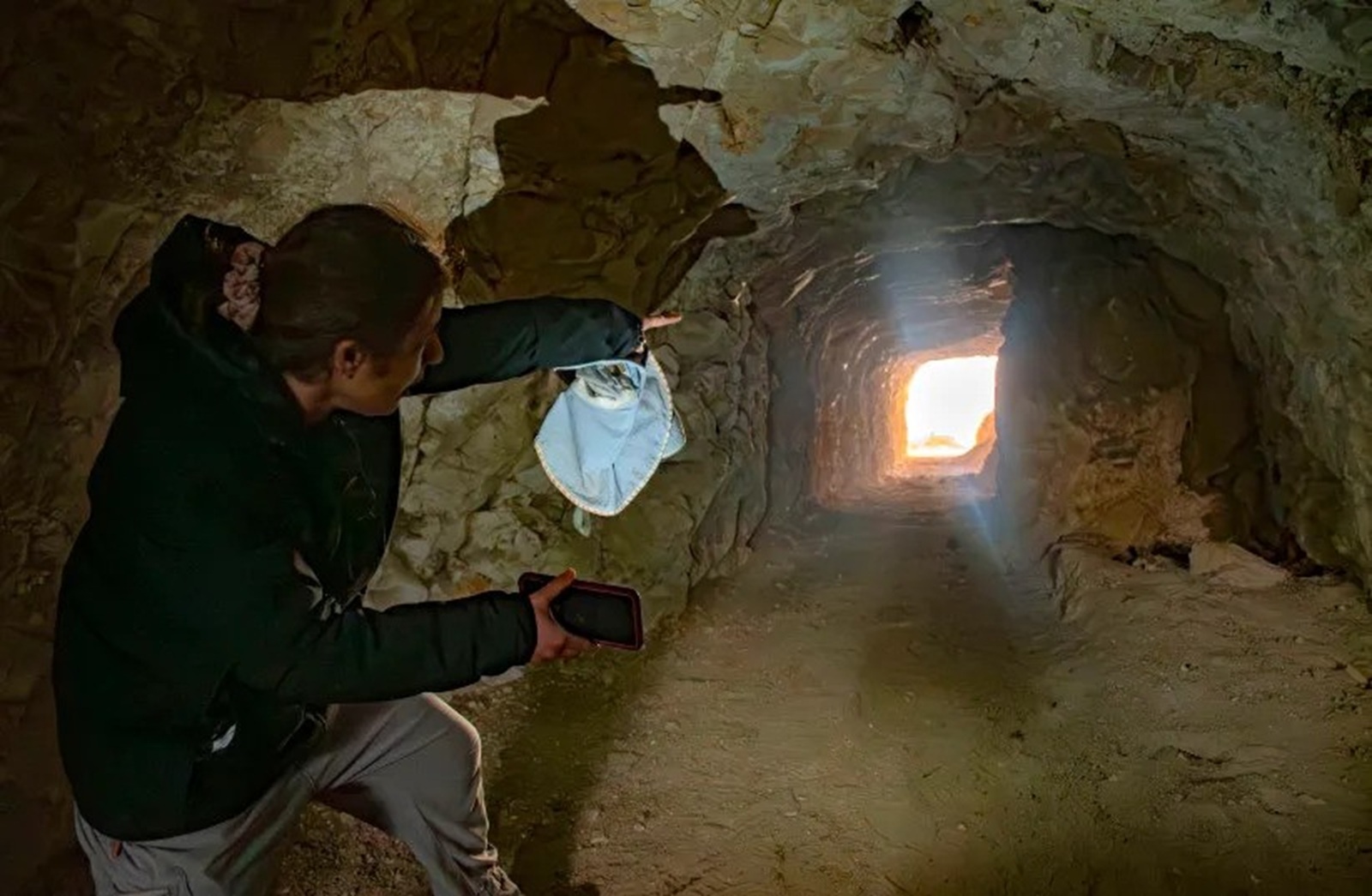 Po Jeruzalės gatvėmis aptiko paslaptingą tunelį: archeologai dar nežino, kam jis tarnavo