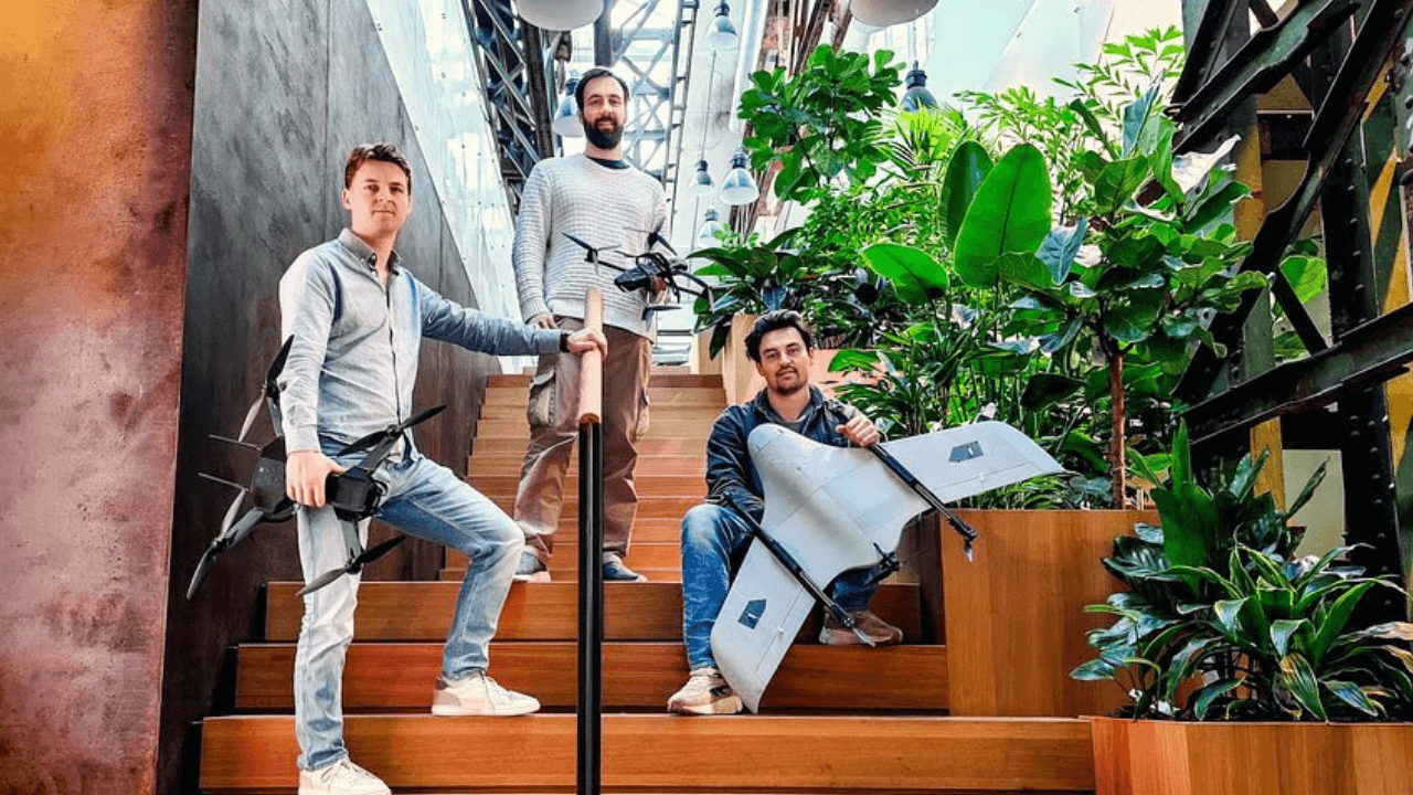 Europoje startuoja dronų pirkimų platforma „Intelic BASE“: žada sutrumpinti kelią iki parengtų sistemų