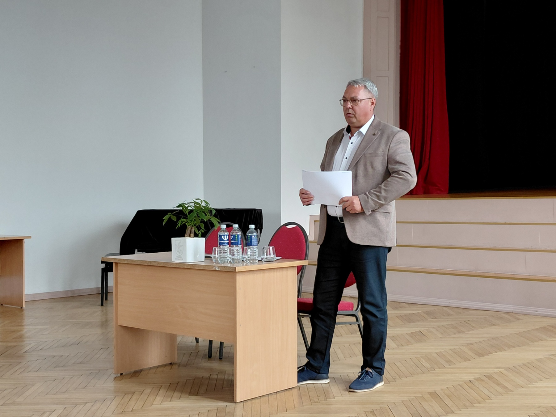 Pagėgių meras pristatė 2025 metų veiklos ataskaitą: kokius darbus seniūnijose gyventojai kelia pirmiausia
