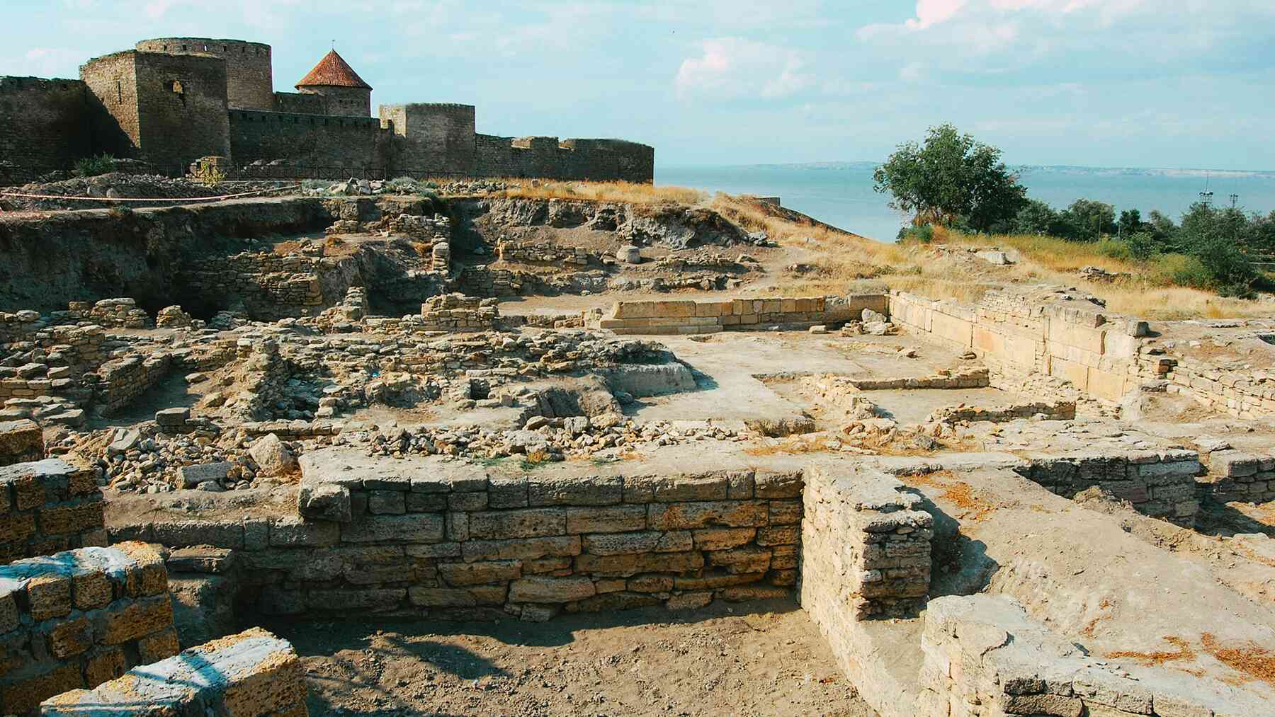 Saulės elektrinės projektą Anglijoje sustabdė netikėtas radinys: po lauku aptiktas 1 800 metų kelias